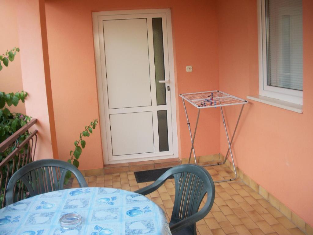 Apartments Mirjana Petrcane Exterior foto